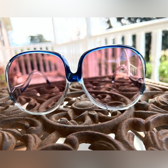 Balenciaga Sunglasses 7693 - Picture 1 of 15